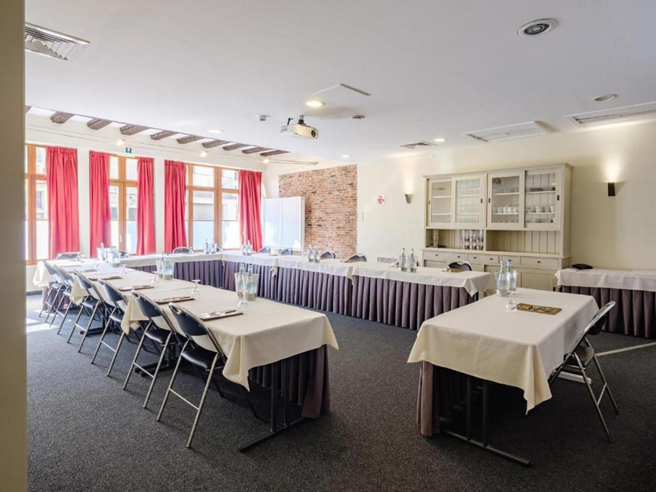 Budget Rooms By Ghent River Eksteriør billede